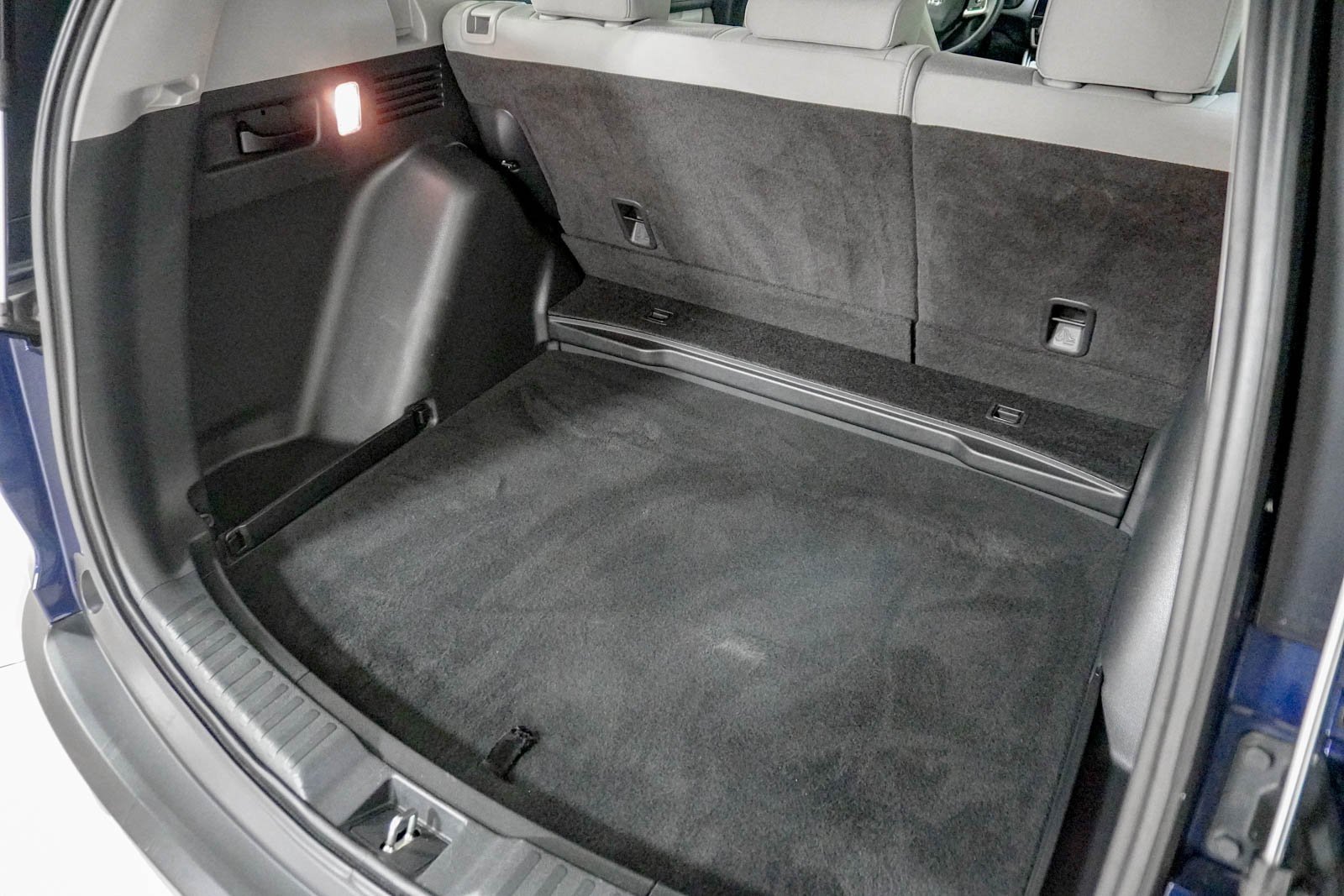 Used 2020 Honda CR-V LX image 9