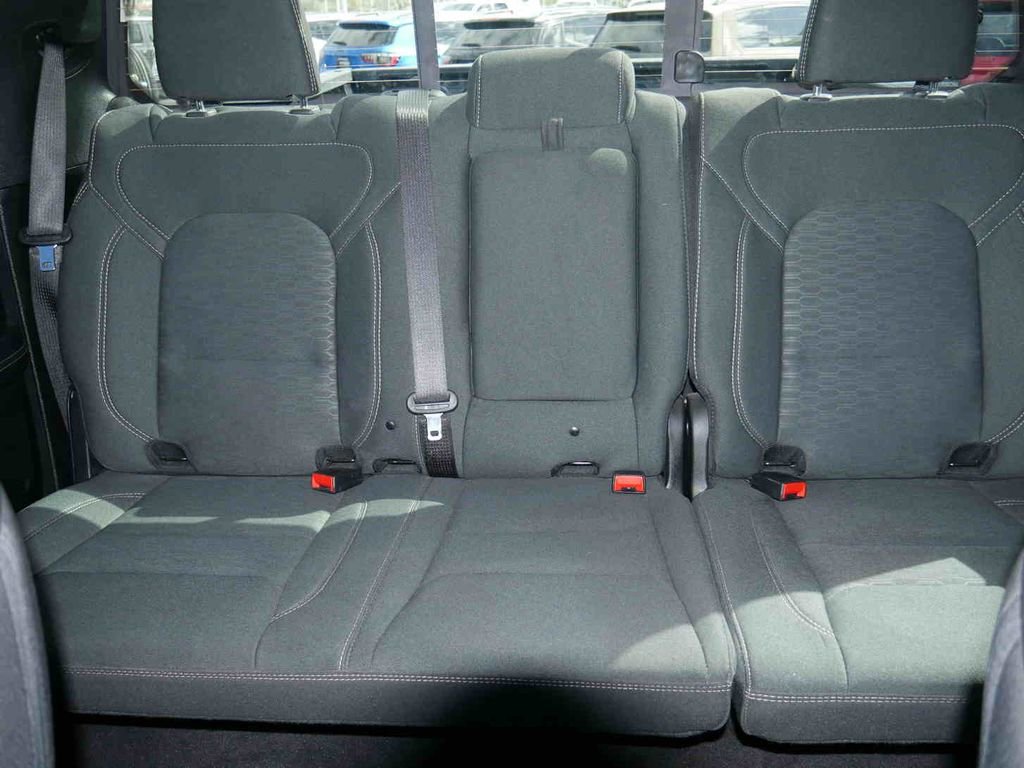 Used 2025 RAM 1500 Big Horn image 40