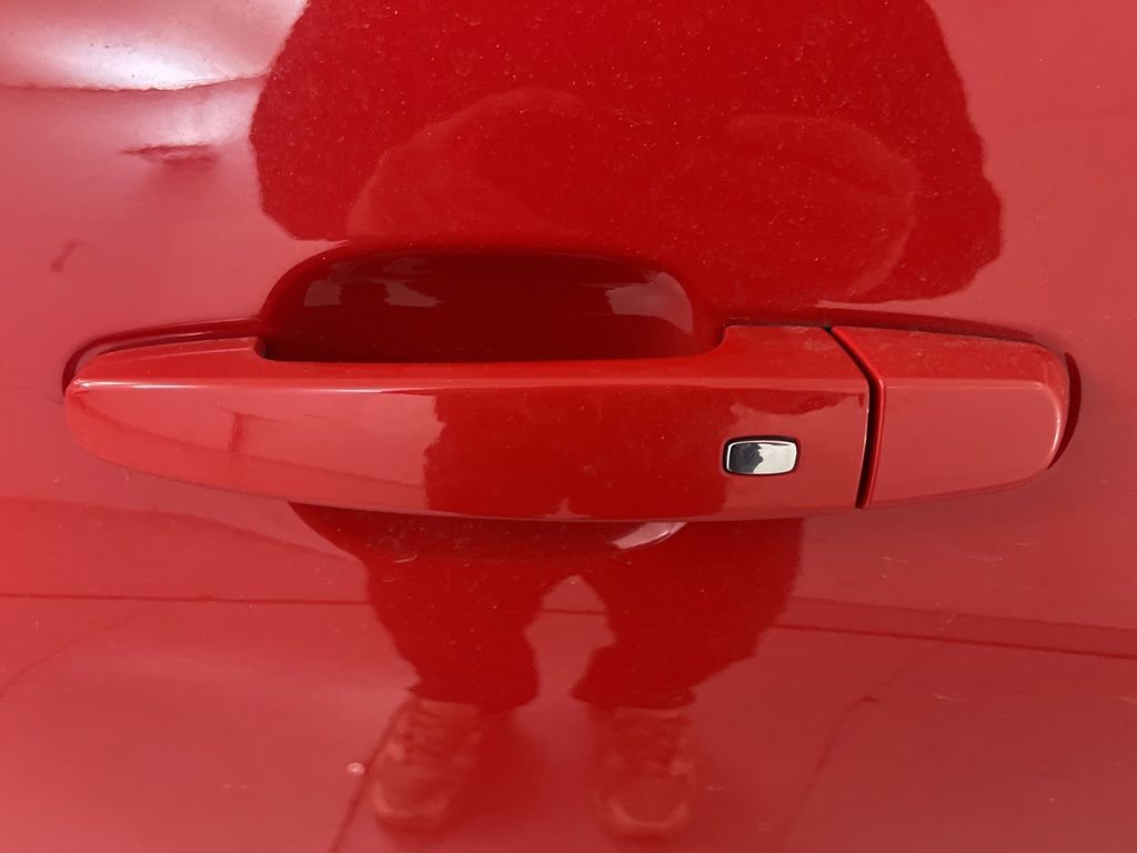 Used 2022 Chevrolet Camaro LT image 17