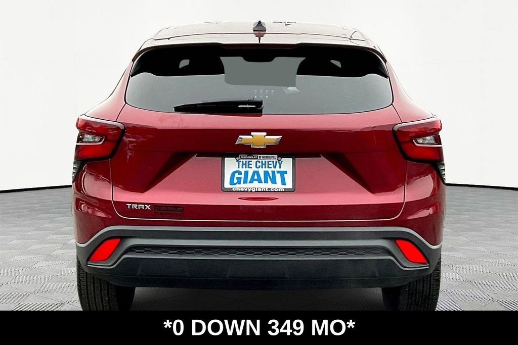 Used 2025 Chevrolet Trax LS image 6