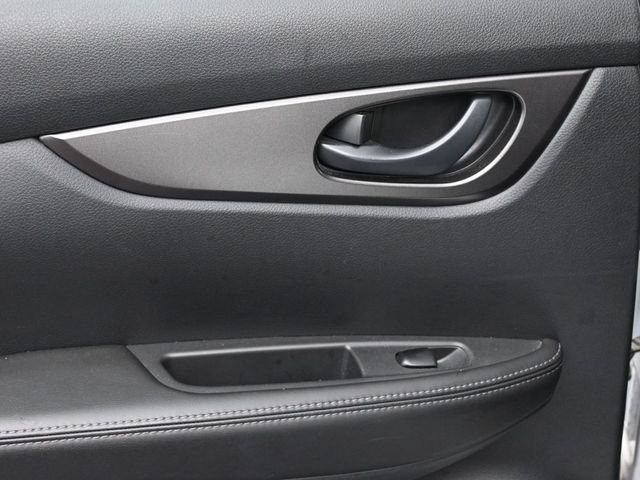 Used 2022 Nissan Rogue Sport S FWD image 22