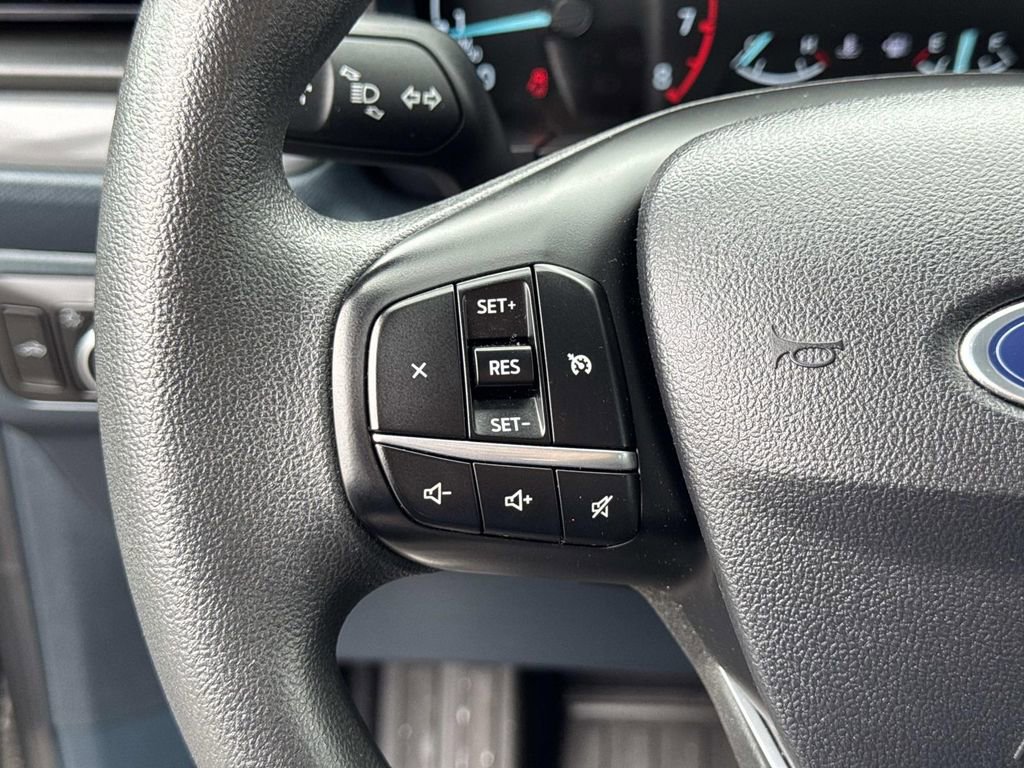 Certified 2024 Ford Maverick XL image 10