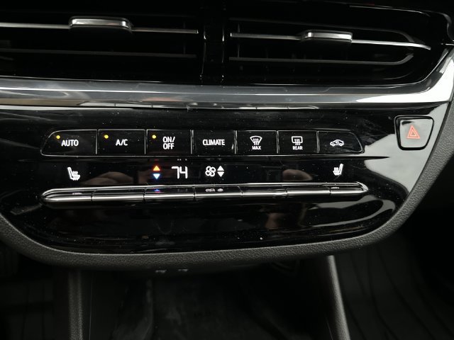 Used 2026 Buick Envista Avenir FWD image 26