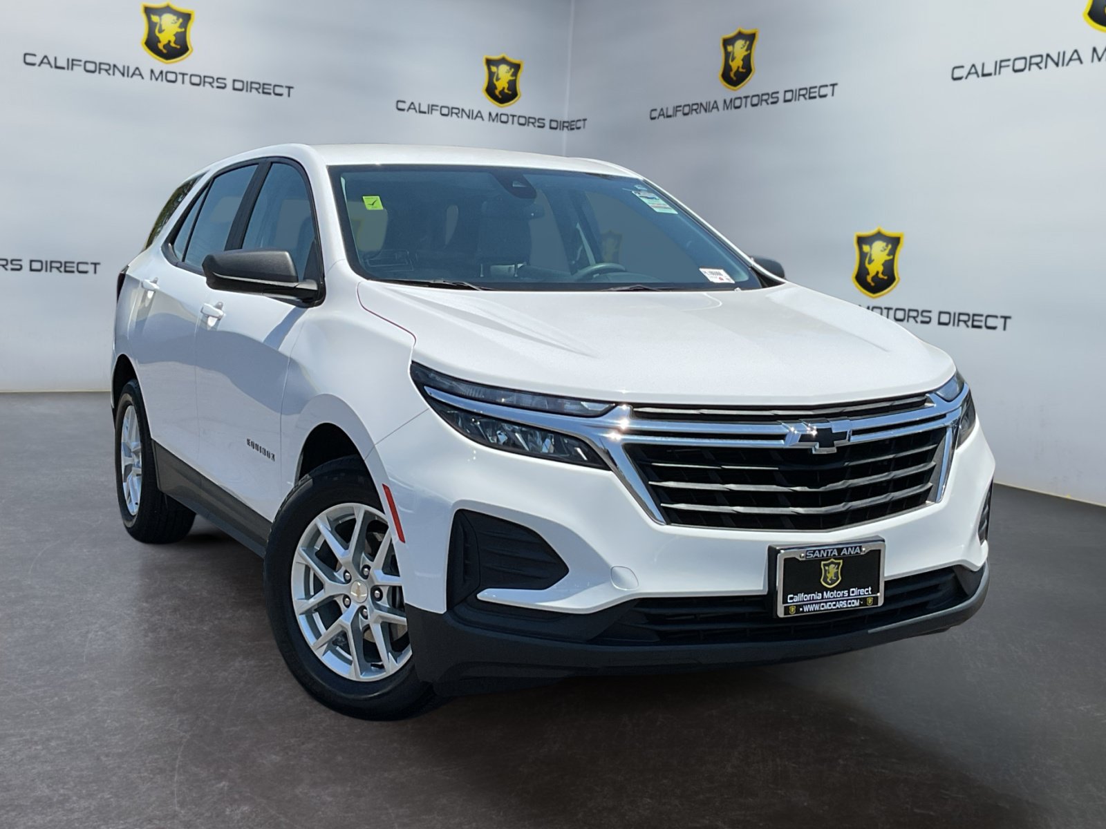 Used 2023 Chevrolet Equinox LS FWD image 3