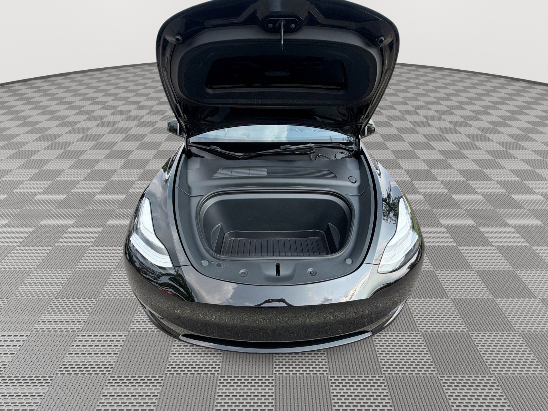 Used 2021 Tesla Model Y Long Range AWD/4WD image 17