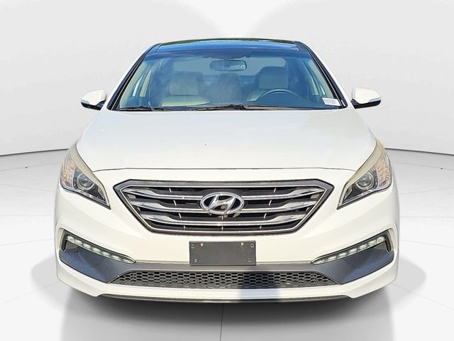 Used 2016 Hyundai Sonata Limited w/ Option Group 04 FWD image 8