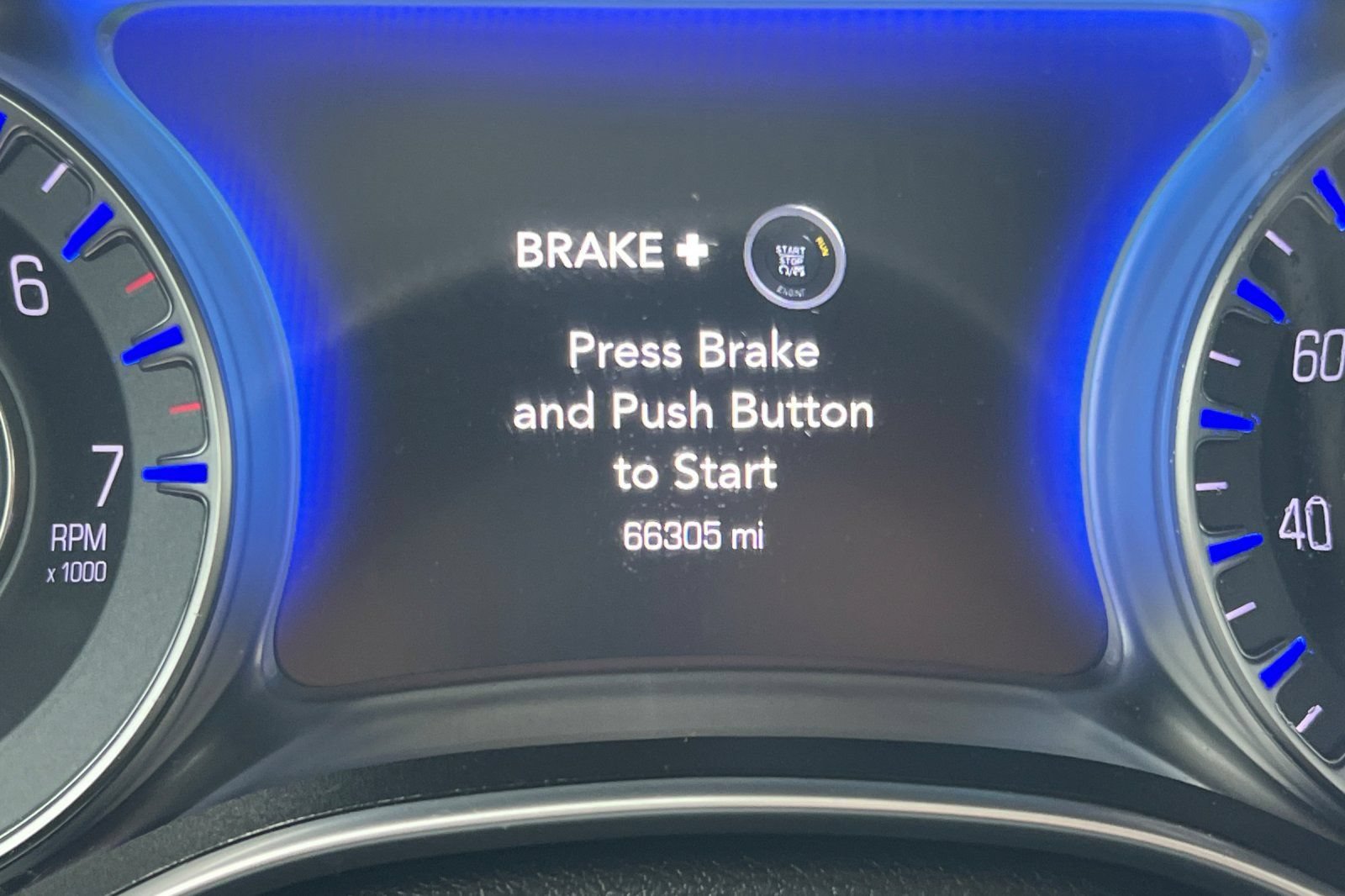 Used 2019 Chrysler 300 Touring RWD image 26