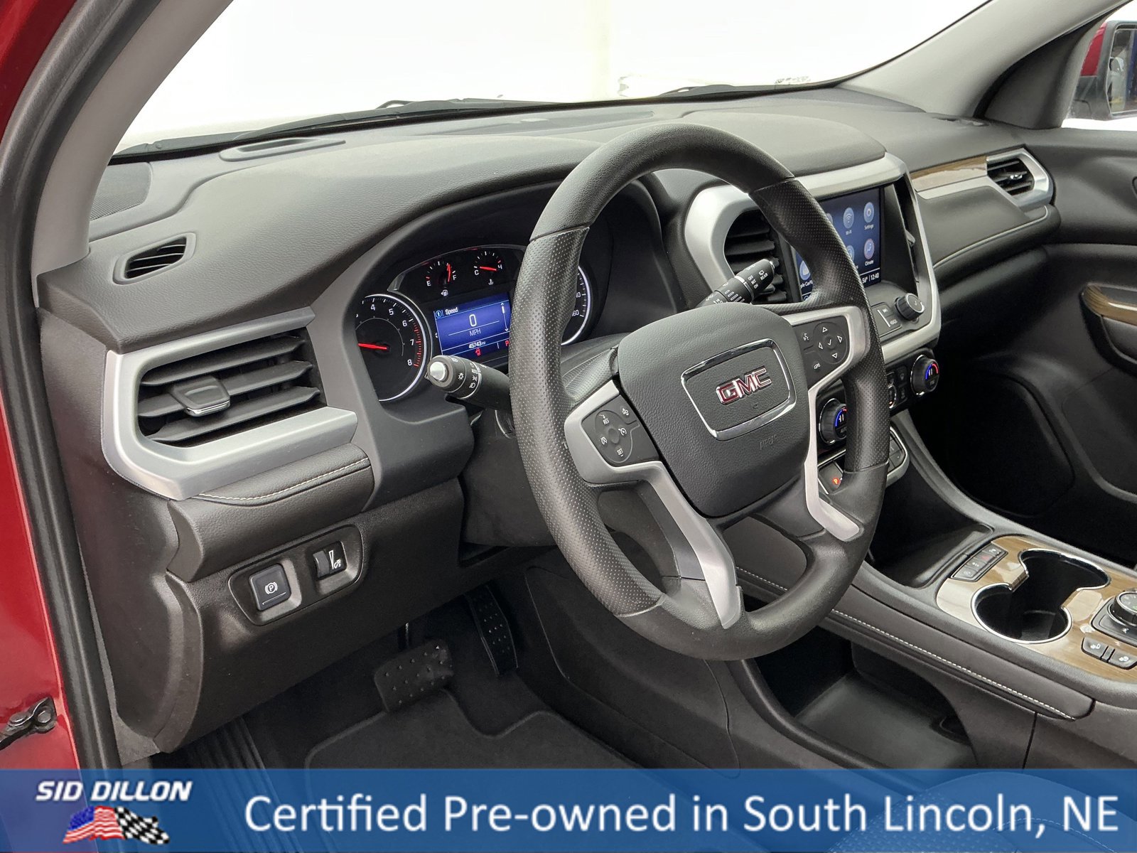 Used 2022 GMC Acadia SLE w/ Driver Convenience Package image 14