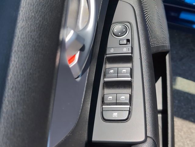 Used 2023 Kia Forte LXS w/ LXS Technology Package image 16