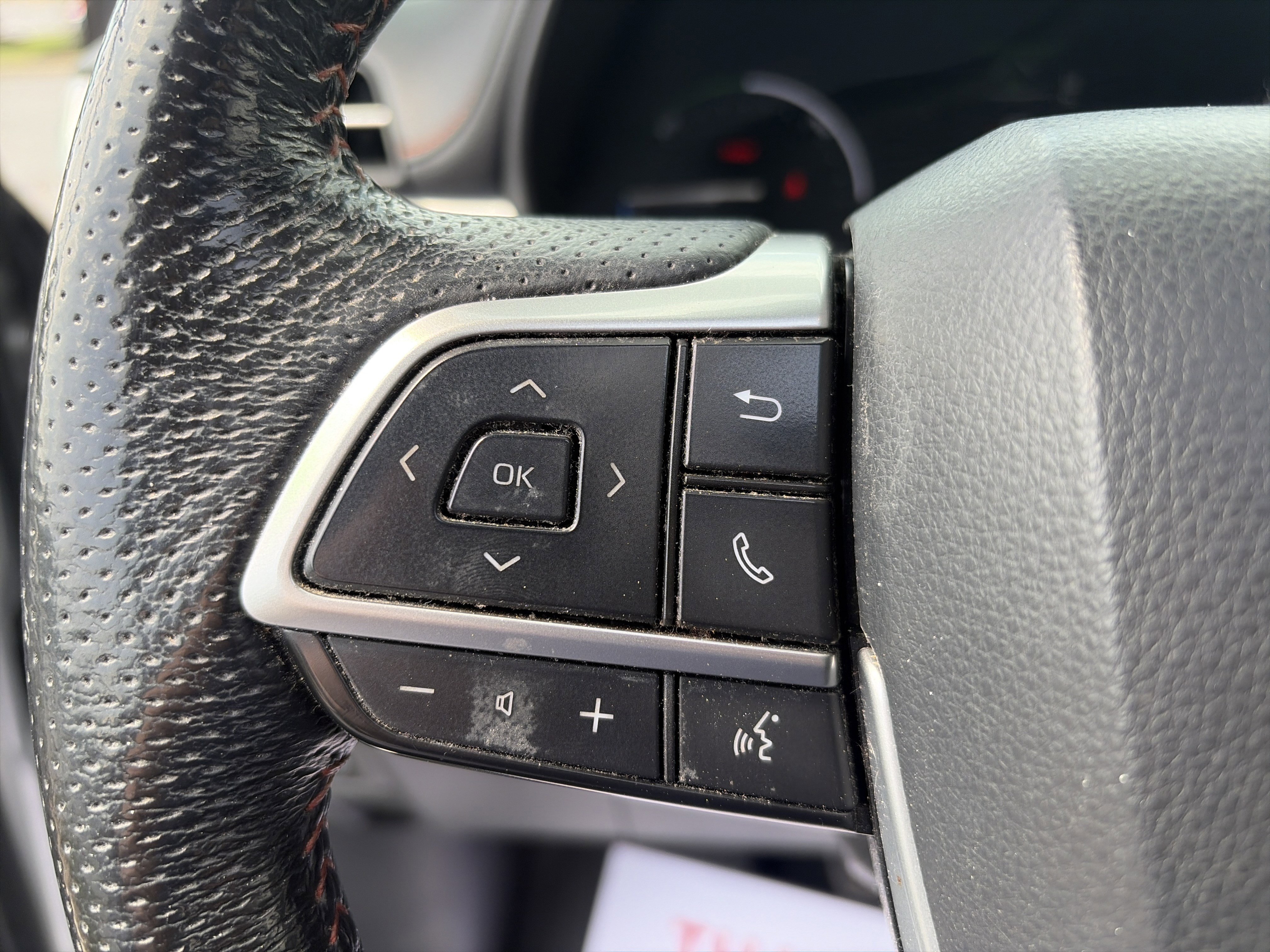Used 2022 Toyota Sienna XSE AWD/4WD image 39