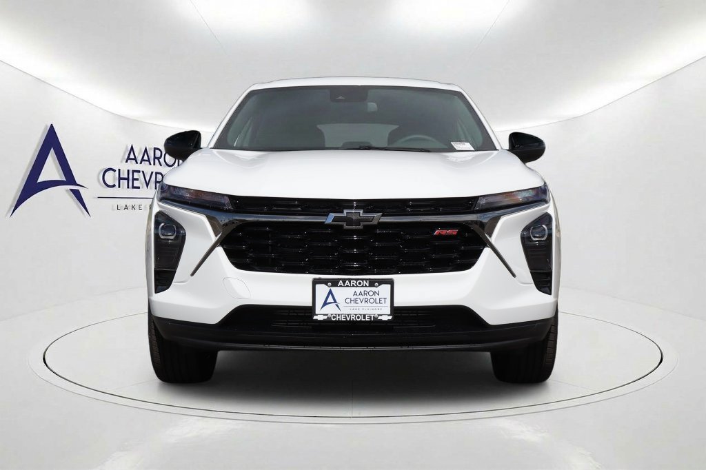 New 2026 Chevrolet Trax RS w/ Driver Confidence Package FWD image 2