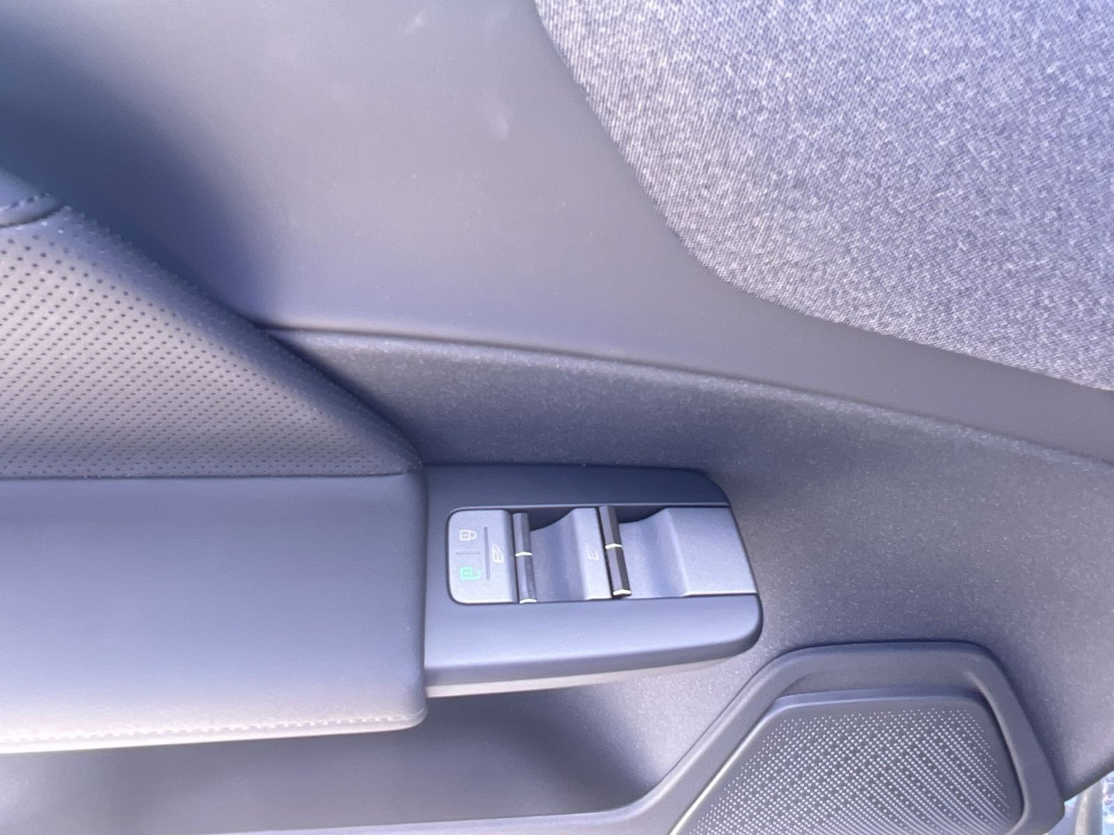New 2027 Volvo EX60 Ultra AWD/4WD image 15