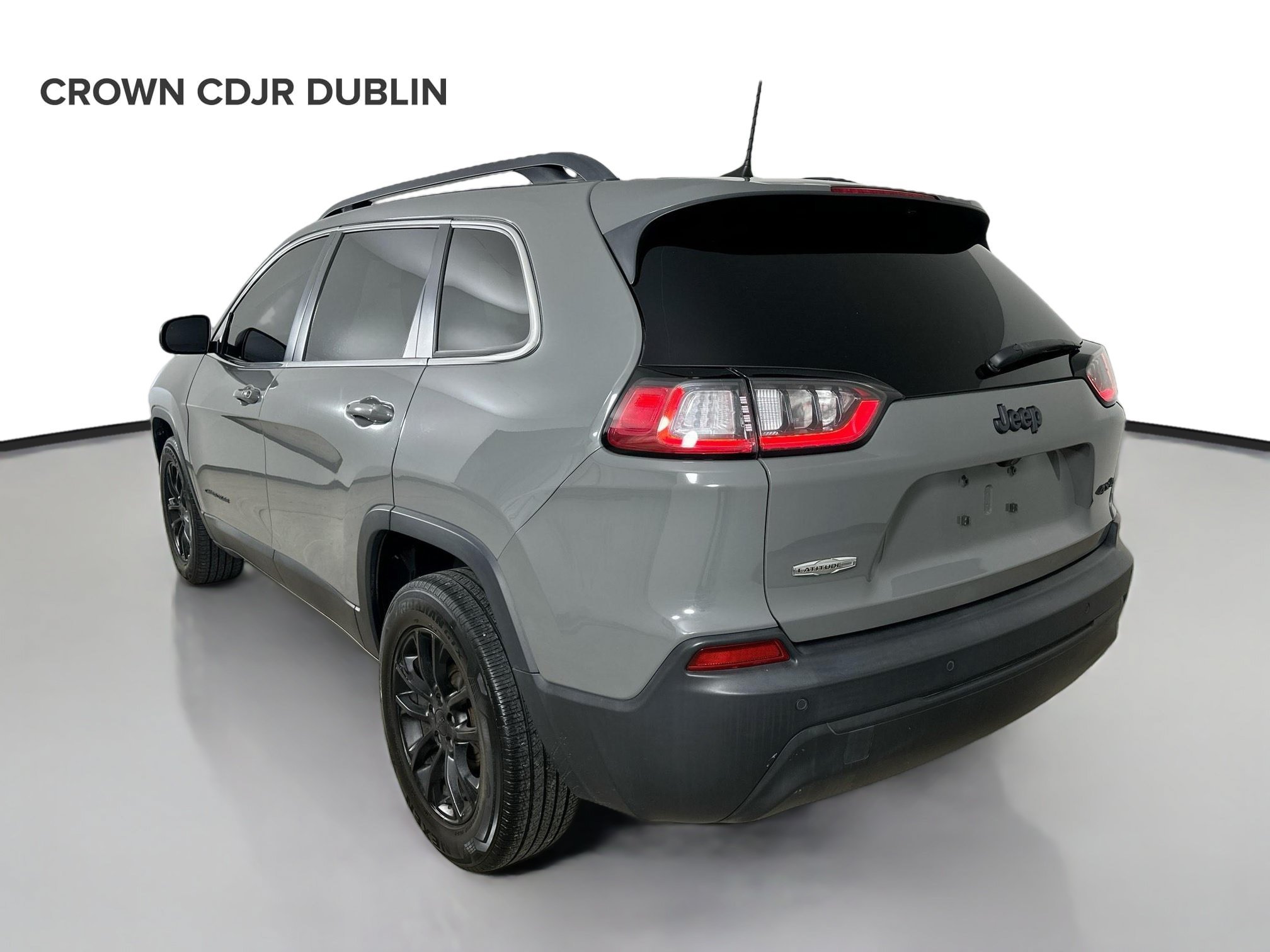 Used 2019 Jeep Cherokee Latitude Plus w/ Comfort/Convenience Group AWD/4WD image 7