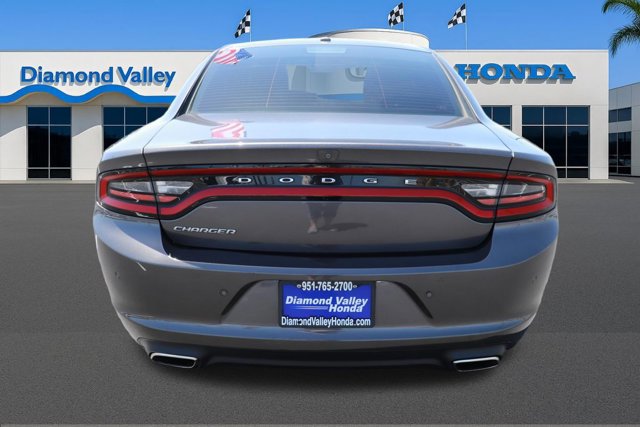 Used 2020 Dodge Charger SXT RWD image 5