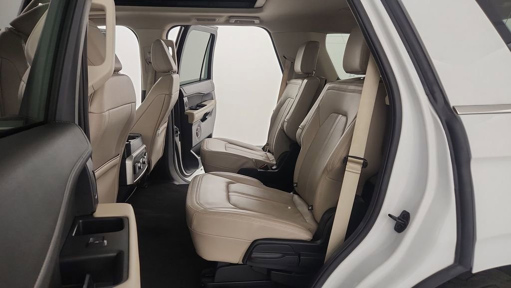Certified 2023 Ford Expedition Limited image 34