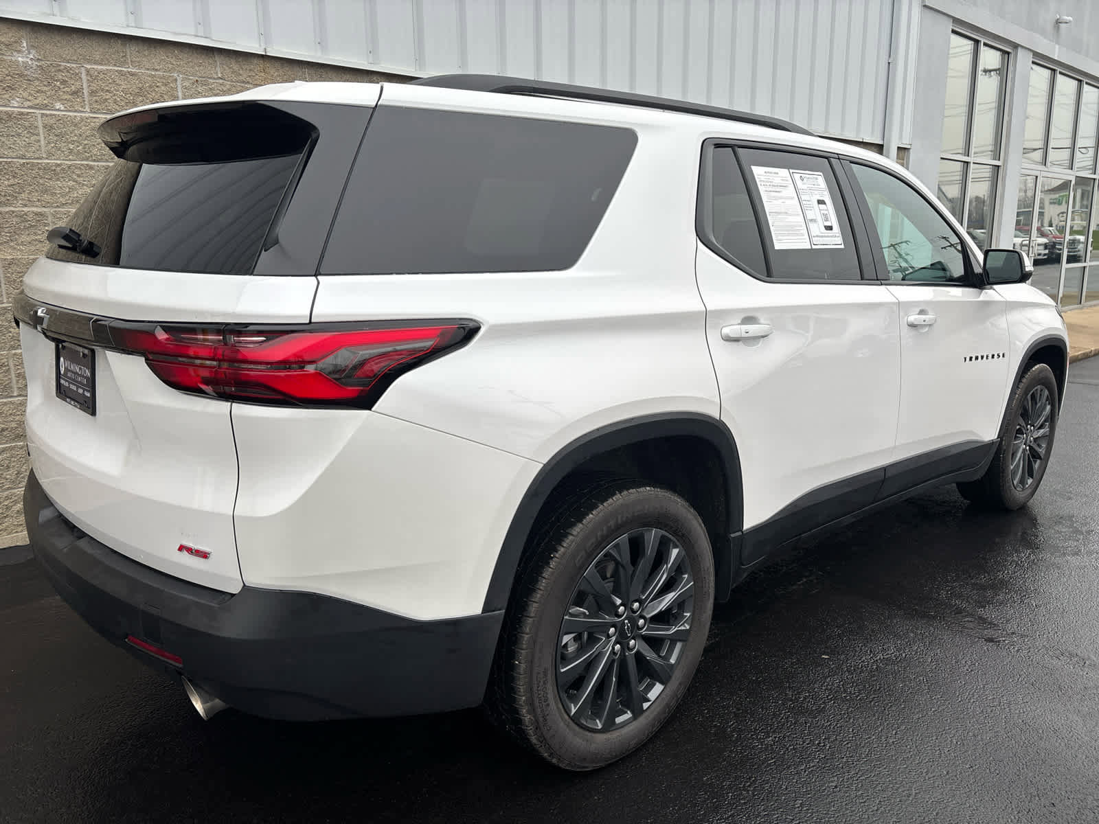 Used 2024 Chevrolet Traverse RS w/ LPO, Floor Liner Package image 6