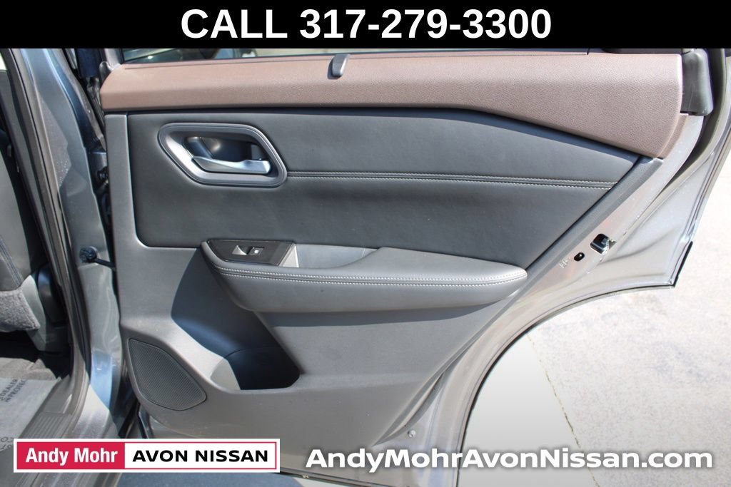 Used 2023 Nissan Rogue SV w/ SV Premium Package AWD/4WD image 25