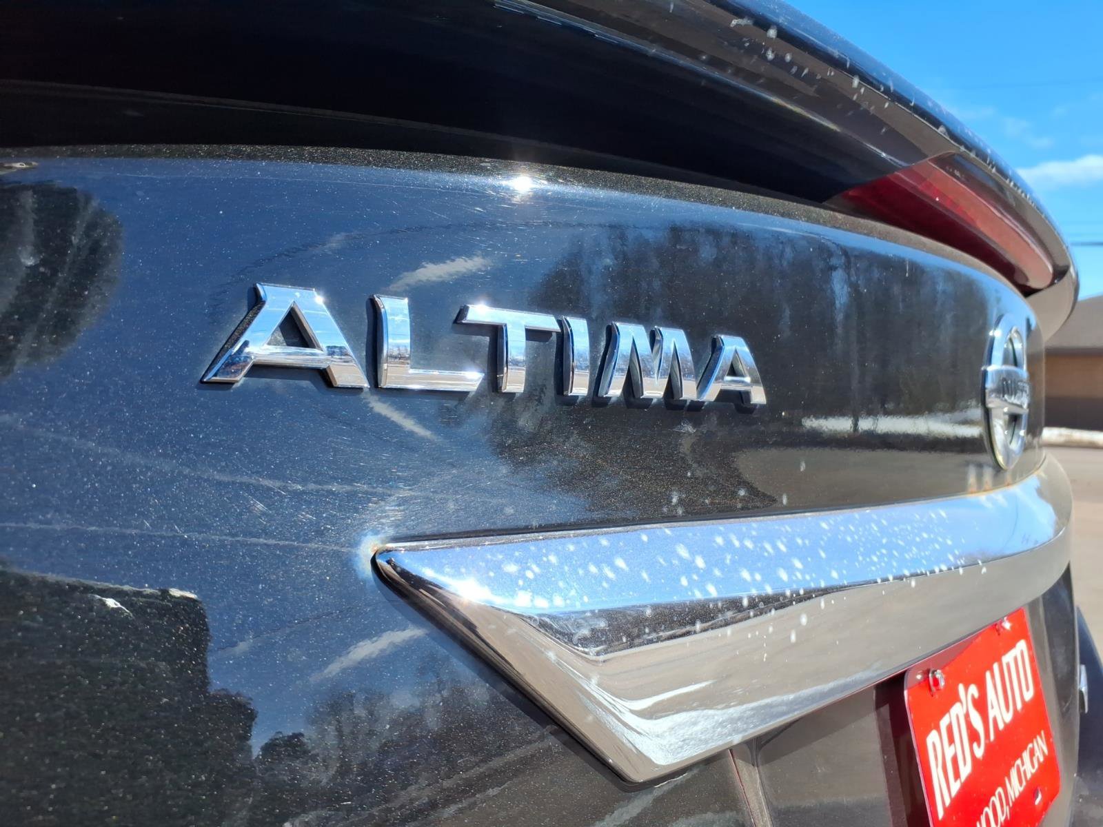 Used 2015 Nissan Altima 2.5 S w/ Special Edition Package image 4