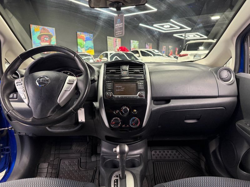 Used 2016 Nissan Versa Note SV FWD image 14