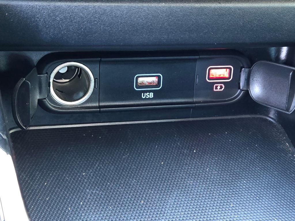 Used 2024 Kia Forte GT-Line w/ GT-Line Premium Package image 19