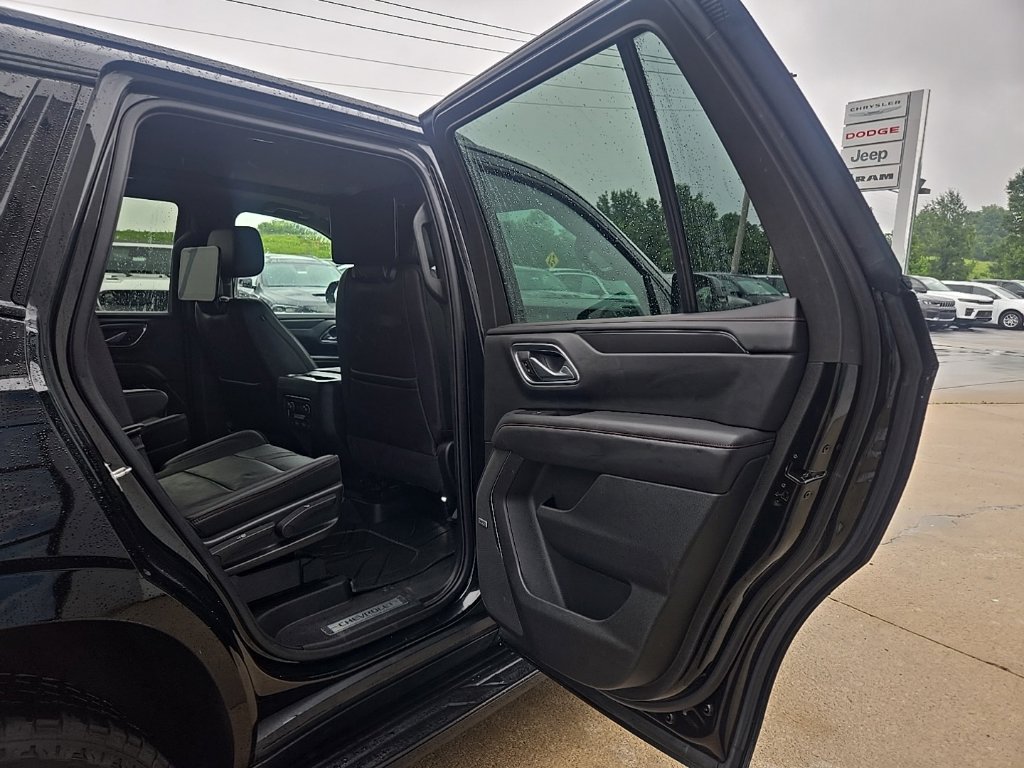 Used 2021 Chevrolet Tahoe RST w/ Luxury Package AWD/4WD image 82