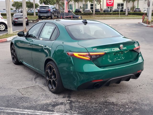 New 2025 Alfa Romeo Giulia AWD w/ Driving Assist Package image 3