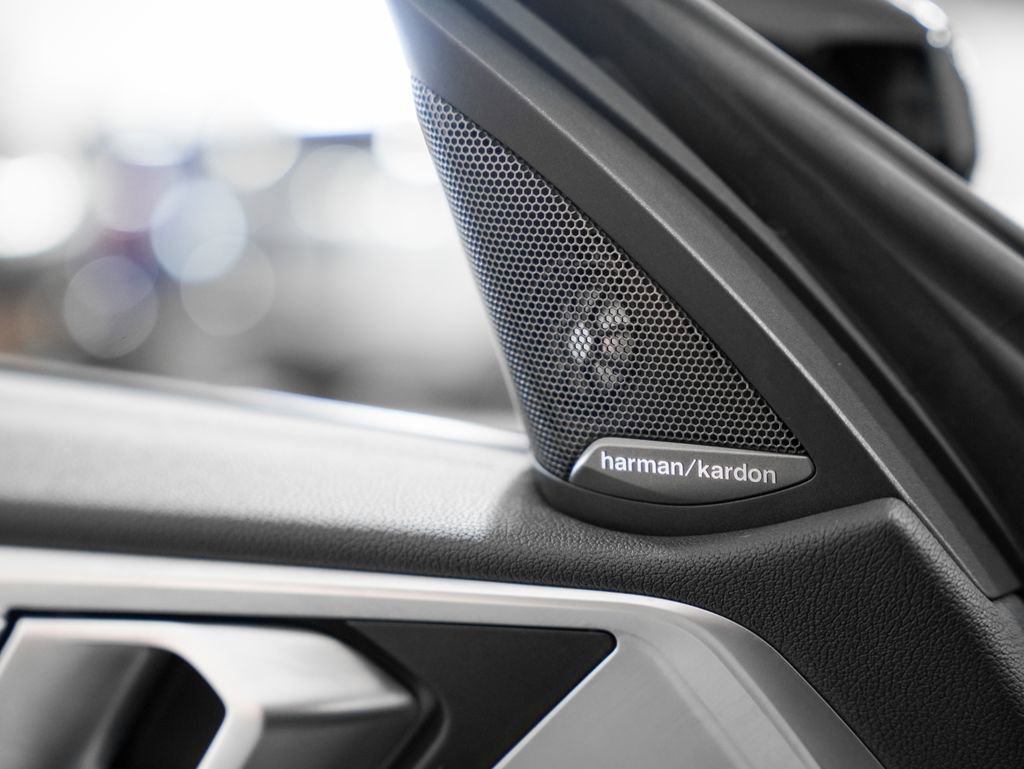 Used 2023 BMW M440i Convertible w/ Premium Package RWD image 31