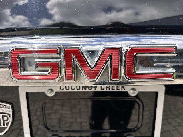 Used 2019 GMC Yukon Denali RWD image 10