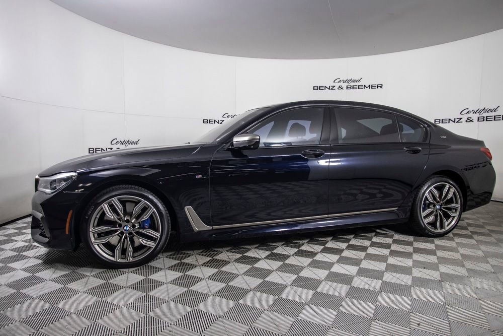 Used 2019 BMW M760i xDrive w/ Luxury Rear Seating Package AWD/4WD image 9