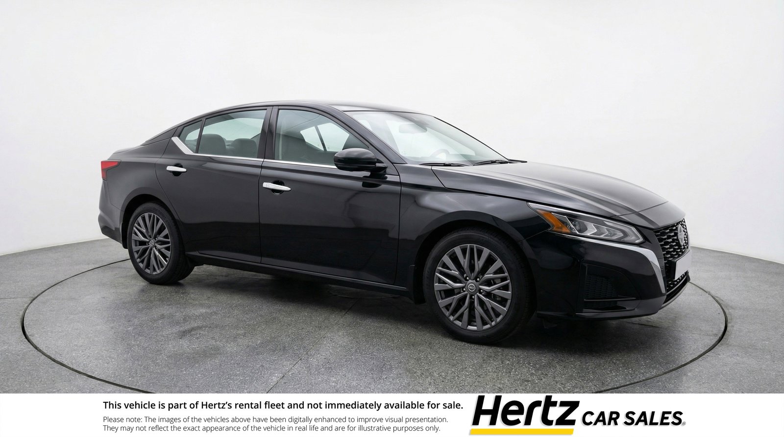 Used 2025 Nissan Altima 2.5 SV image 1
