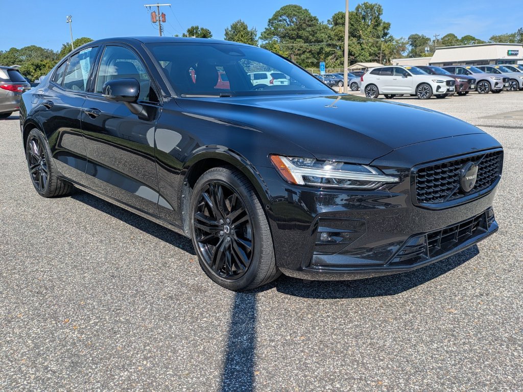 Certified 2024 Volvo S60 B5 Plus w/ Climate Package AWD/4WD image 8