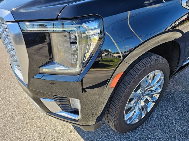 Used 2022 GMC Yukon XL Denali w/ Denali Ultimate Package image 14