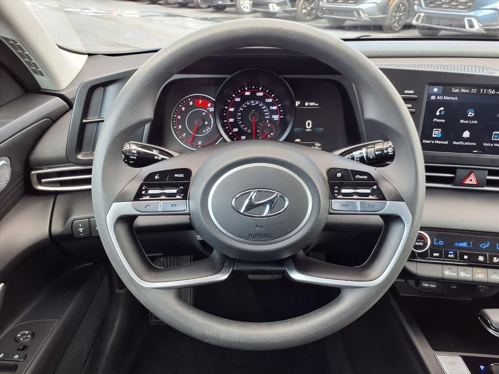 Used 2023 Hyundai Elantra SEL w/ Cargo Package image 14