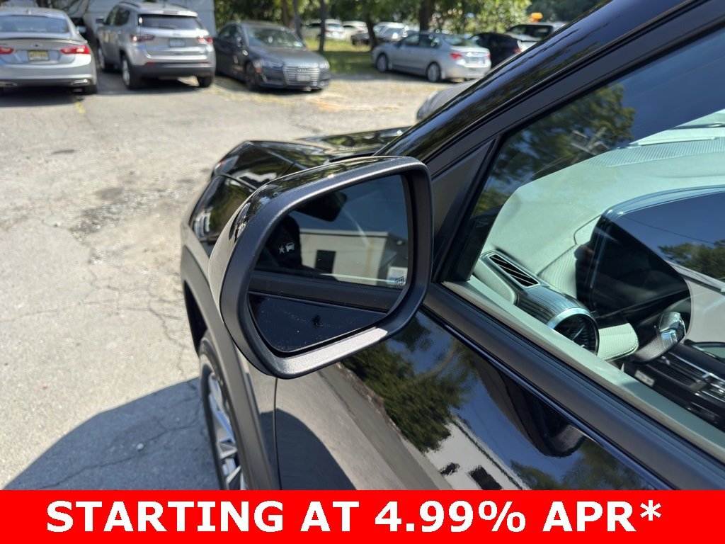 New 2026 Chevrolet Equinox LT w/ Convenience Package II image 7