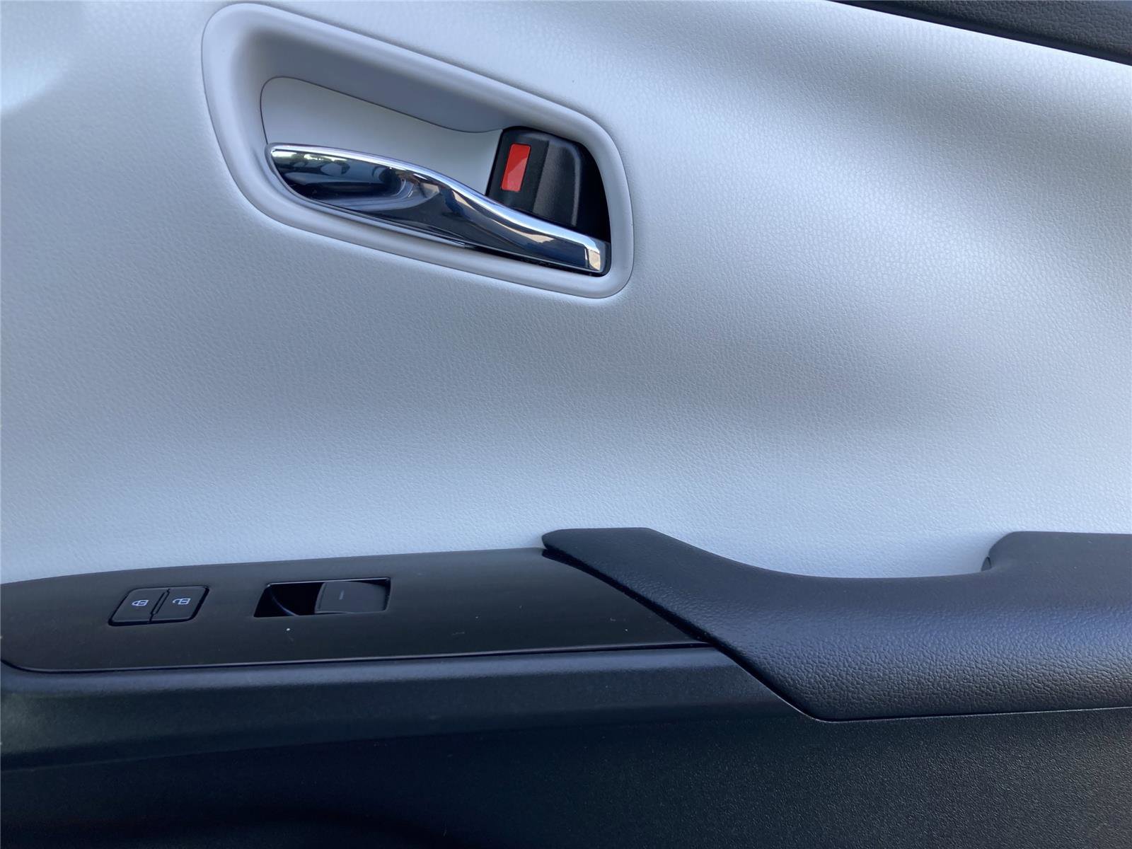 Used 2019 Toyota Prius Limited image 24