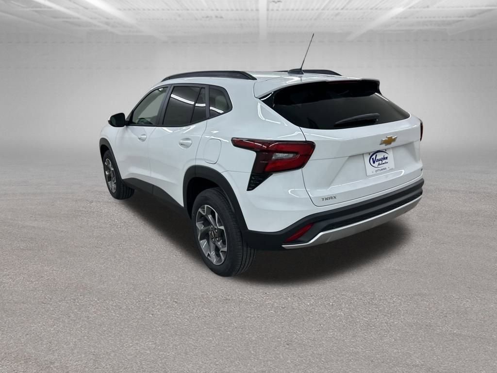 New 2026 Chevrolet Trax LT w/ Driver Confidence Package image 7
