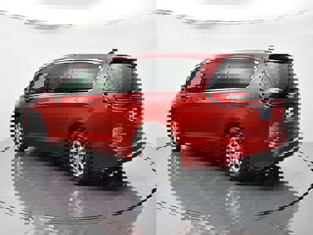 New 2026 Chrysler Pacifica Select image 7