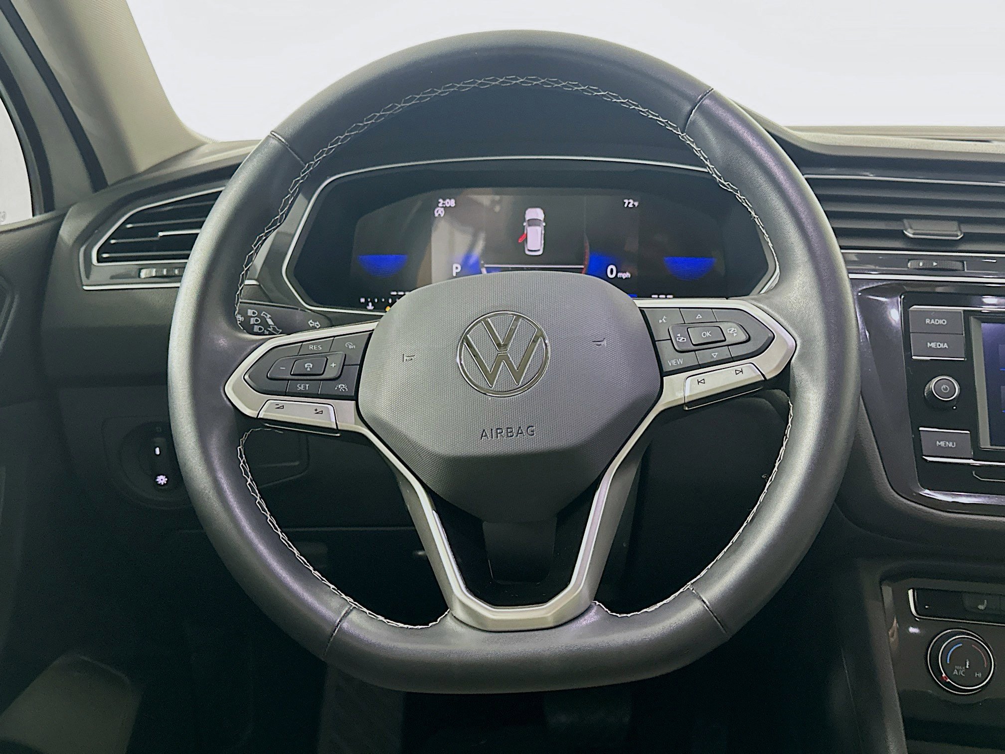 Used 2024 Volkswagen Tiguan S image 17