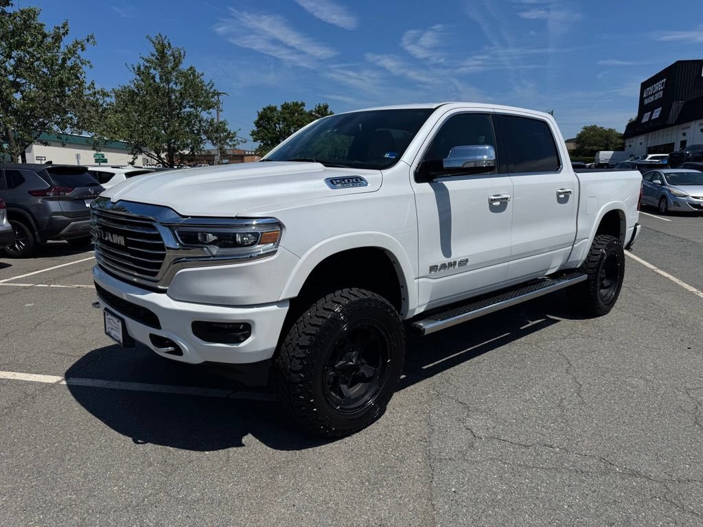 Used 2019 RAM 1500 Limited w/ Body Color Bumper Group AWD/4WD image 3