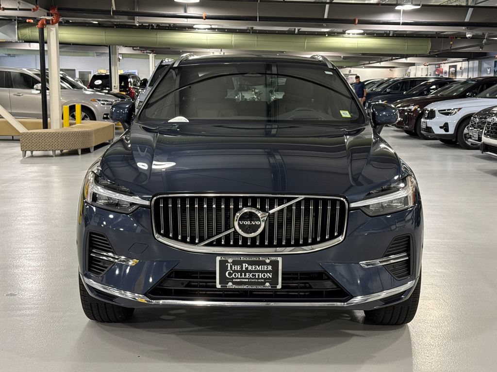 Used 2023 Volvo XC60 T8 Ultimate AWD/4WD image 6