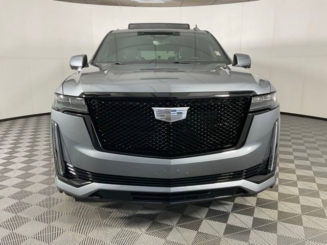 Used 2021 Cadillac Escalade Sport w/ LPO, ONYX Package image 2