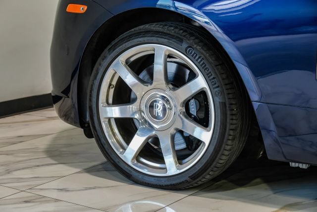 Used 2017 Rolls-Royce Wraith RWD image 86