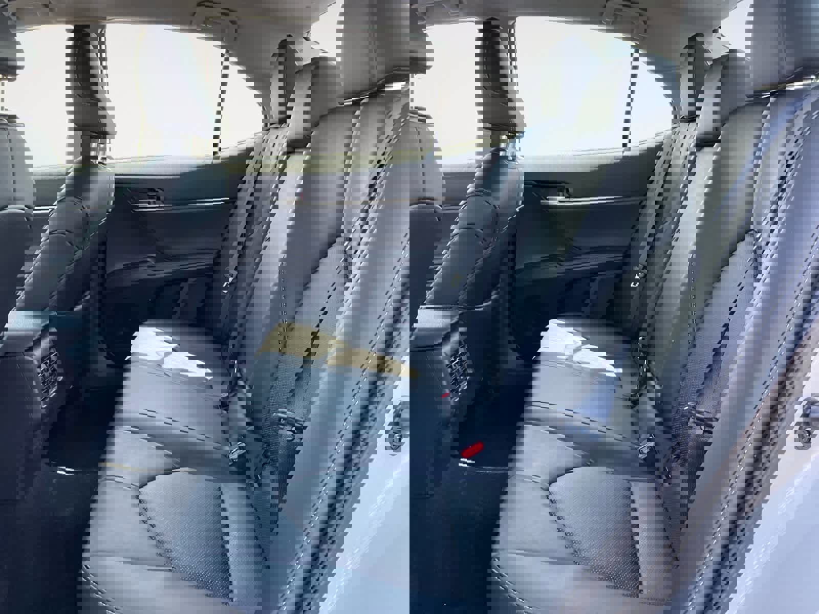 Used 2024 Toyota Camry XSE FWD image 15