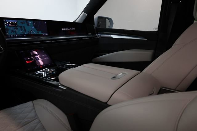Used 2026 Cadillac Escalade V image 96
