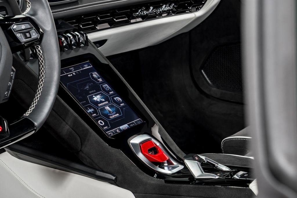 Used 2023 Lamborghini Huracan Tecnica image 22