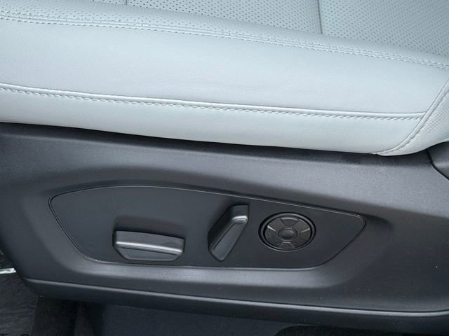 New 2026 Ford Explorer Platinum w/ LUX Leather Package AWD/4WD image 12