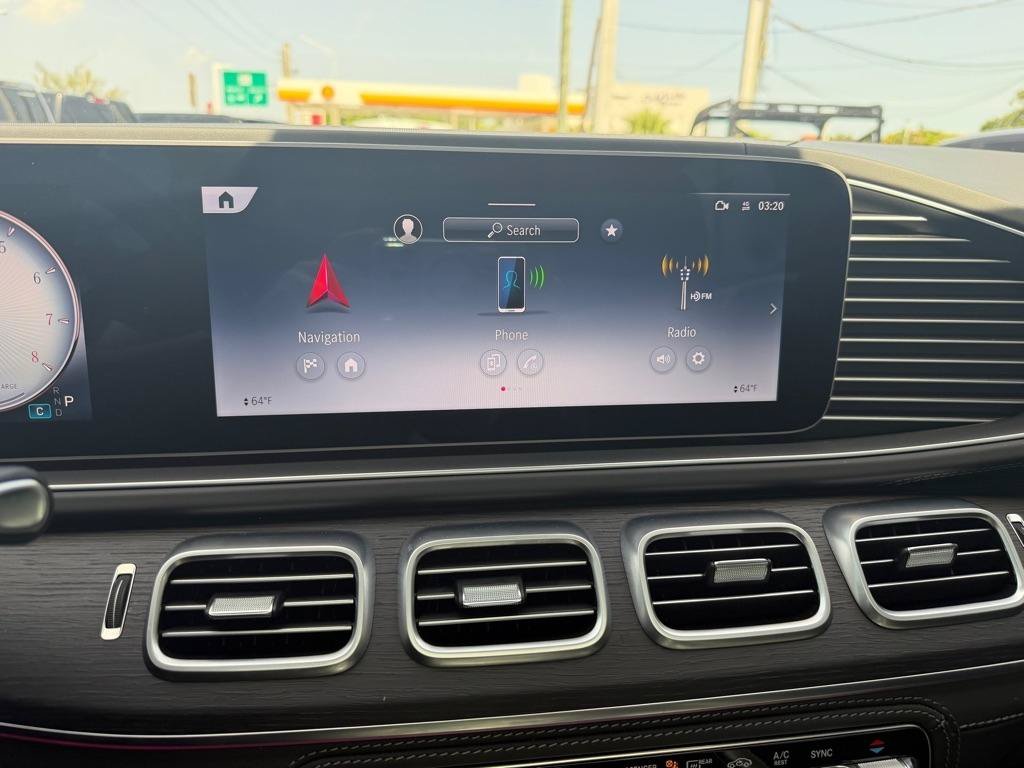 Used 2024 Mercedes-Benz Maybach GLS 600 4MATIC image 35