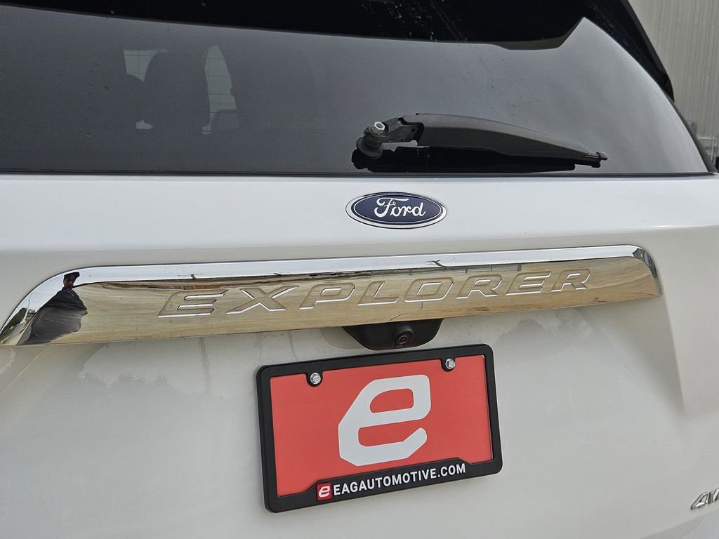 Used 2023 Ford Explorer Limited image 38