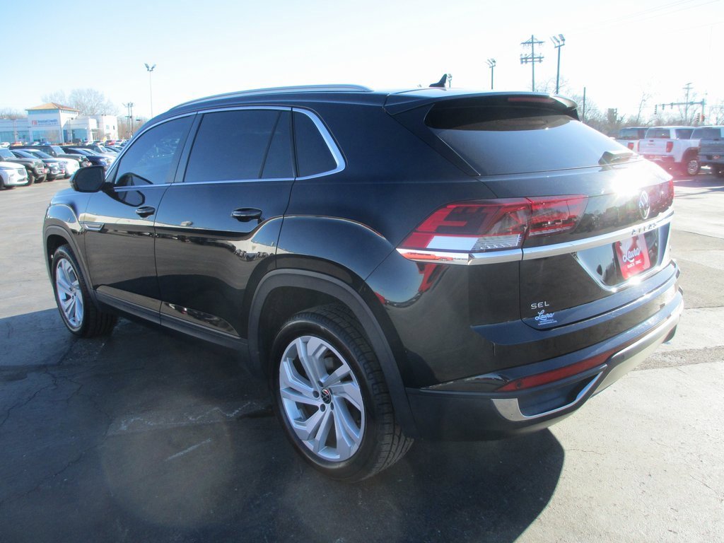 Used 2020 Volkswagen Atlas Cross Sport SEL image 8