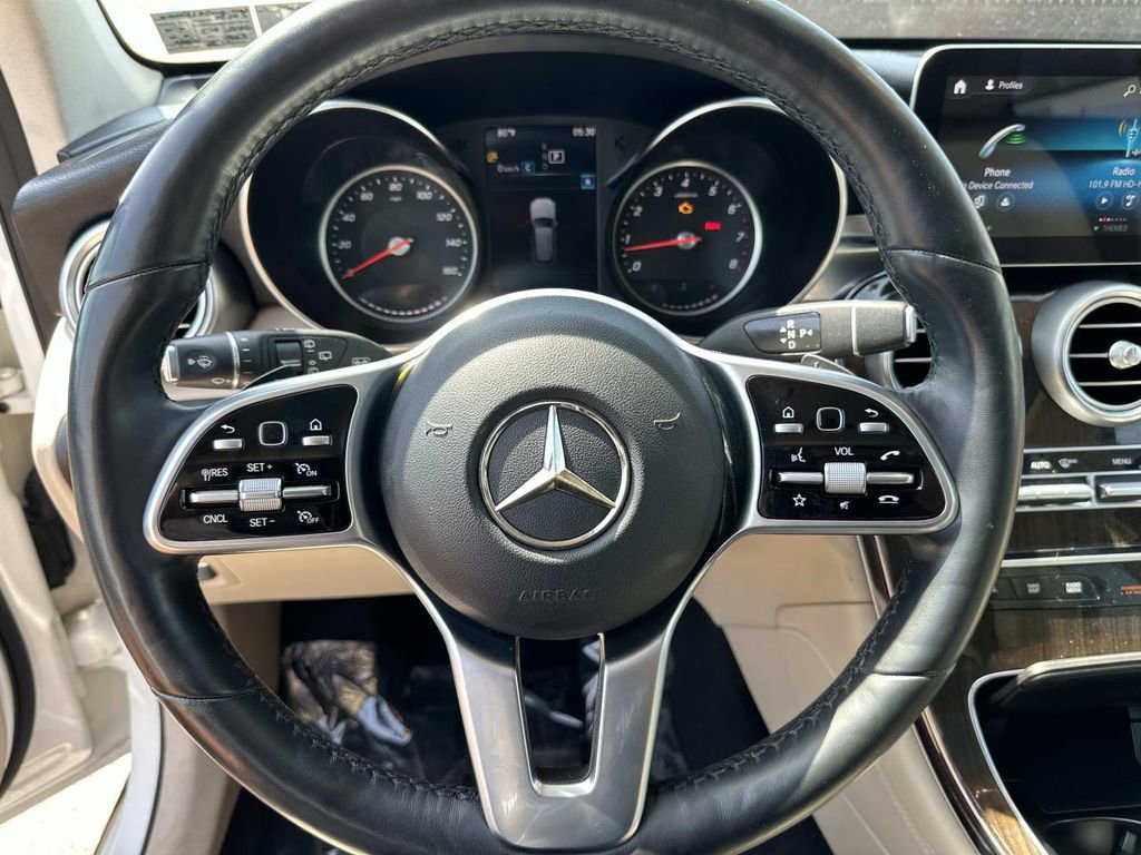 Used 2021 Mercedes-Benz GLC 300 4MATIC w/ Premium Package image 18